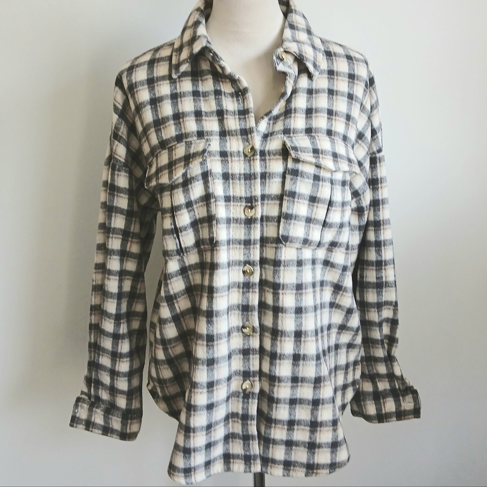NWOT-Altar'd State-Longsleeve-Flannel- Button-down-Layering-Shacket- Size Small